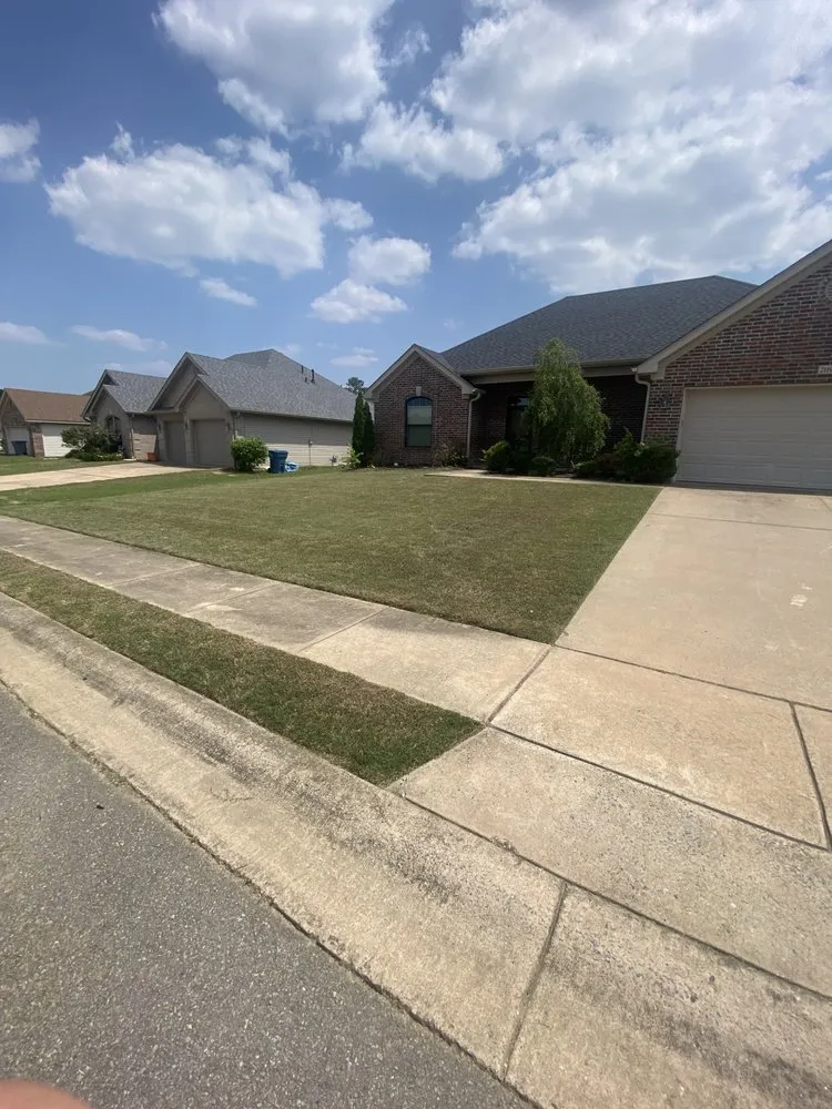 Expert lawn mowing service in Bryant, AR by Salem Lawn Care Service