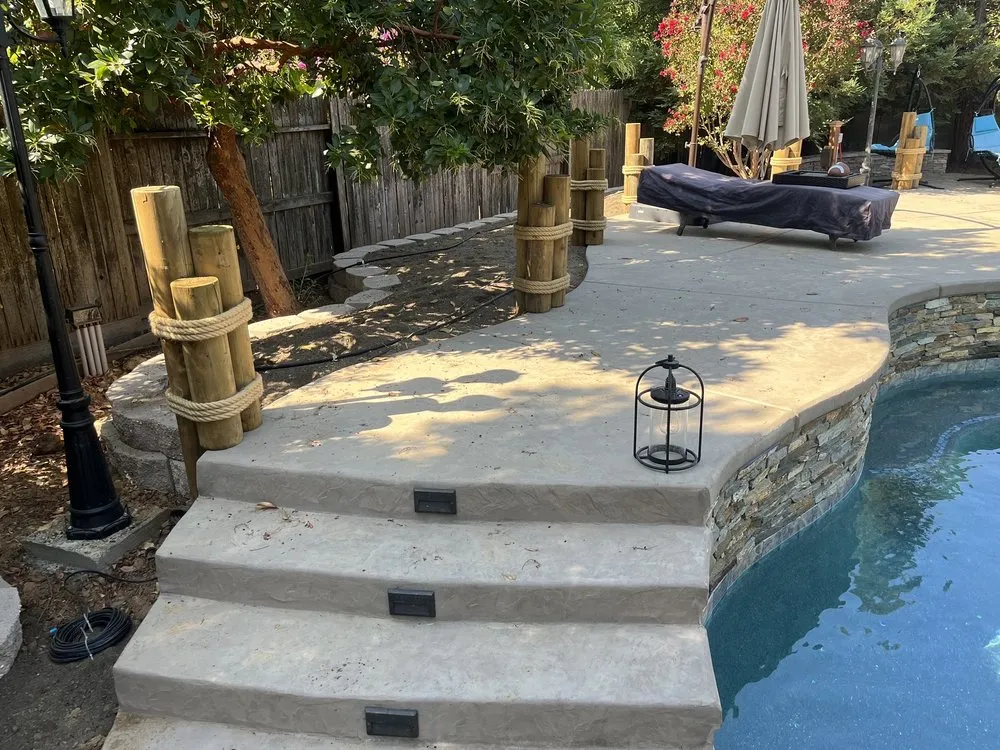 Top-rated yard maintenance experts serving Elk Grove, CA - Salen's Landscaping