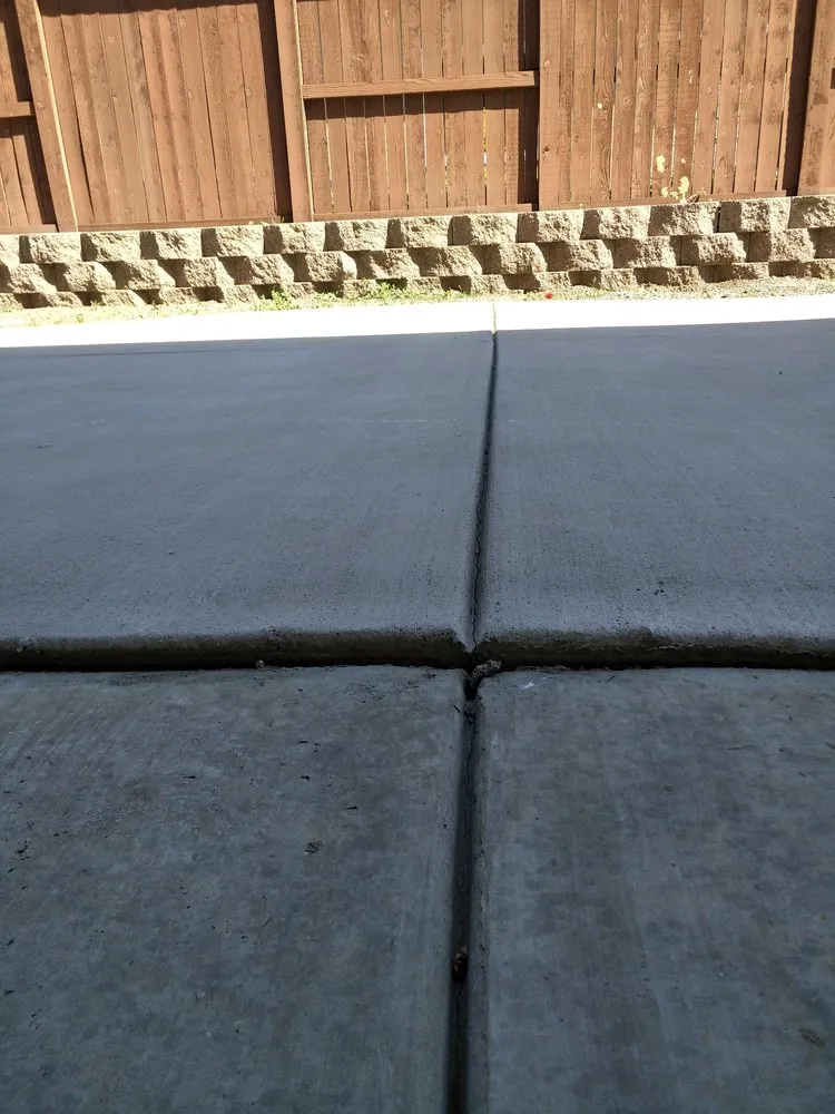 Affordable residential landscaping for beautiful yards across Elk Grove, CA - Salen's Landscaping