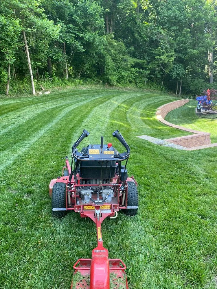 Trusted yard maintenance in Hagerstown, MD by Salgado Ground