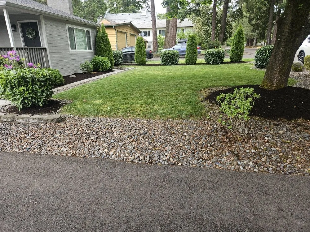 Custom lawn care service in Tigard, OR - Salinas Landscape