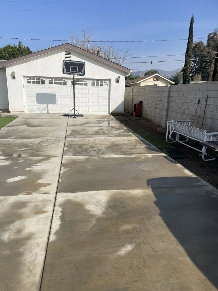 Professional garden landscaping for beautiful yards across Pasadena, CA - Salina’s Landscaping