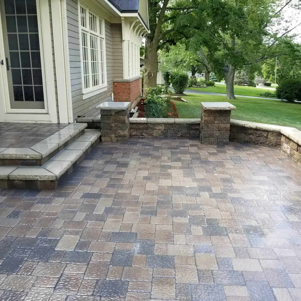 Affordable residential landscaping for outdoor upgrades in Round Lake, IL by Salinas Landscaping