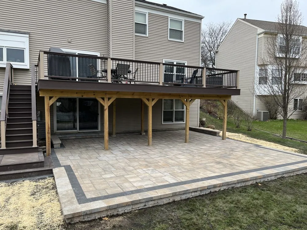 Reliable lawn care service experts serving West Chicago, IL - Salinas Landscaping