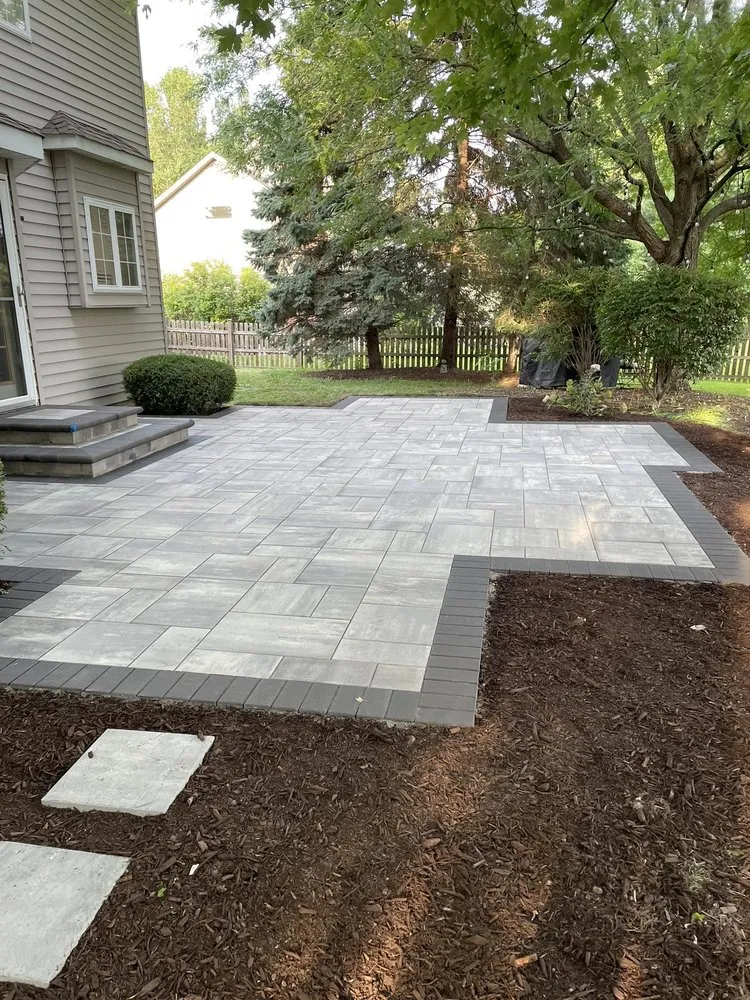 Top-rated yard cleanup service for outdoor upgrades in West Chicago, IL by Salinas Landscaping