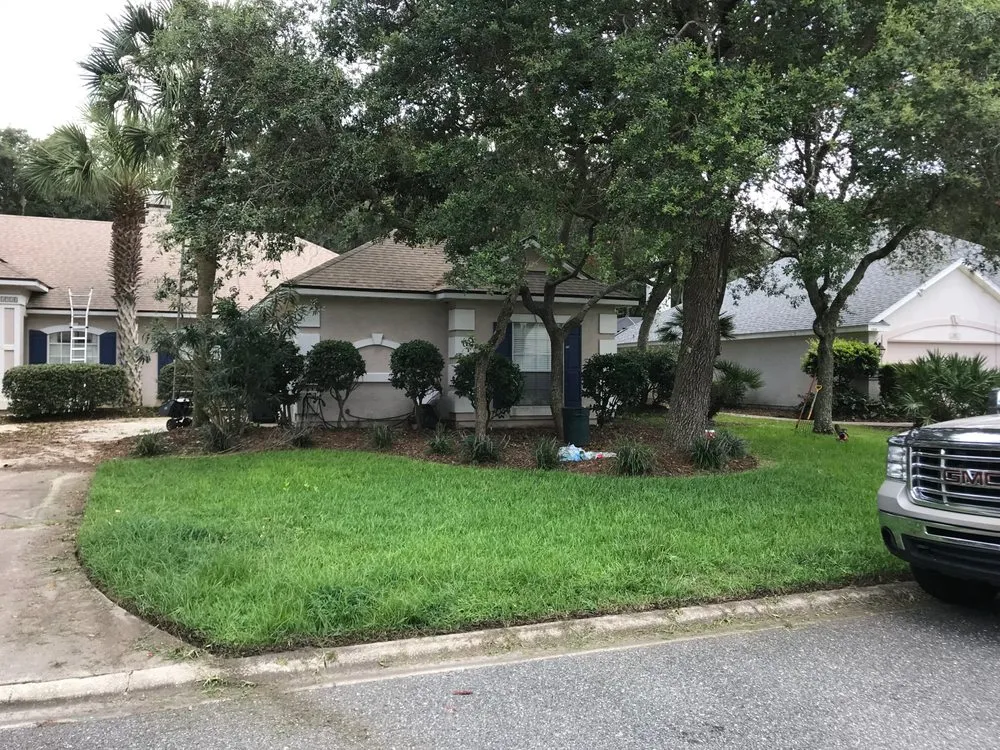 Reliable yard maintenance in Fernandina Beach, FL - Salomon General Corporation