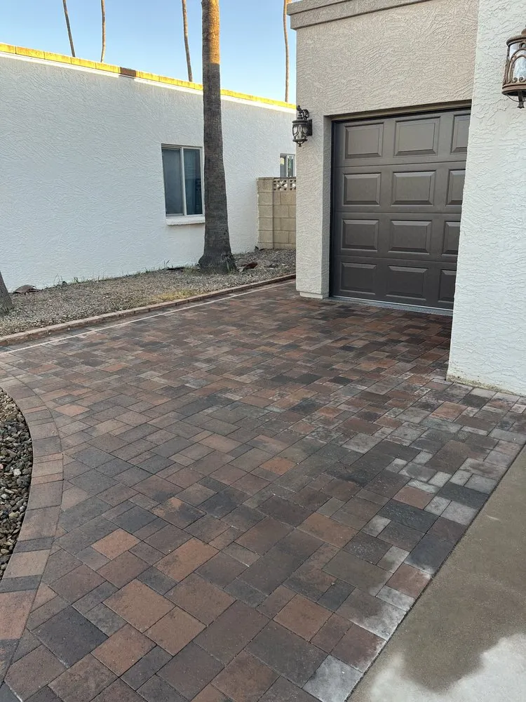 Reliable lawn care service for homes across Phoenix, AZ - Sal’s Landscape Construction