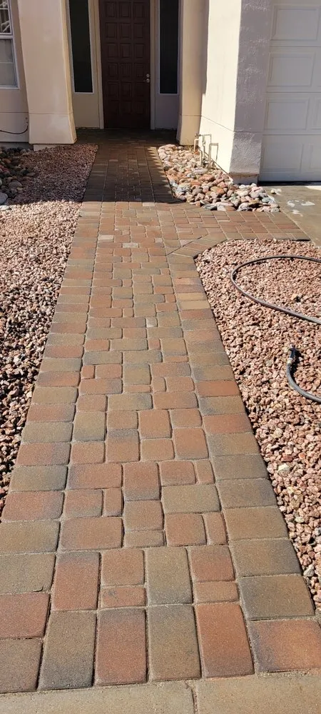Custom lawn care service in Phoenix, AZ by Sal’s Landscape Construction