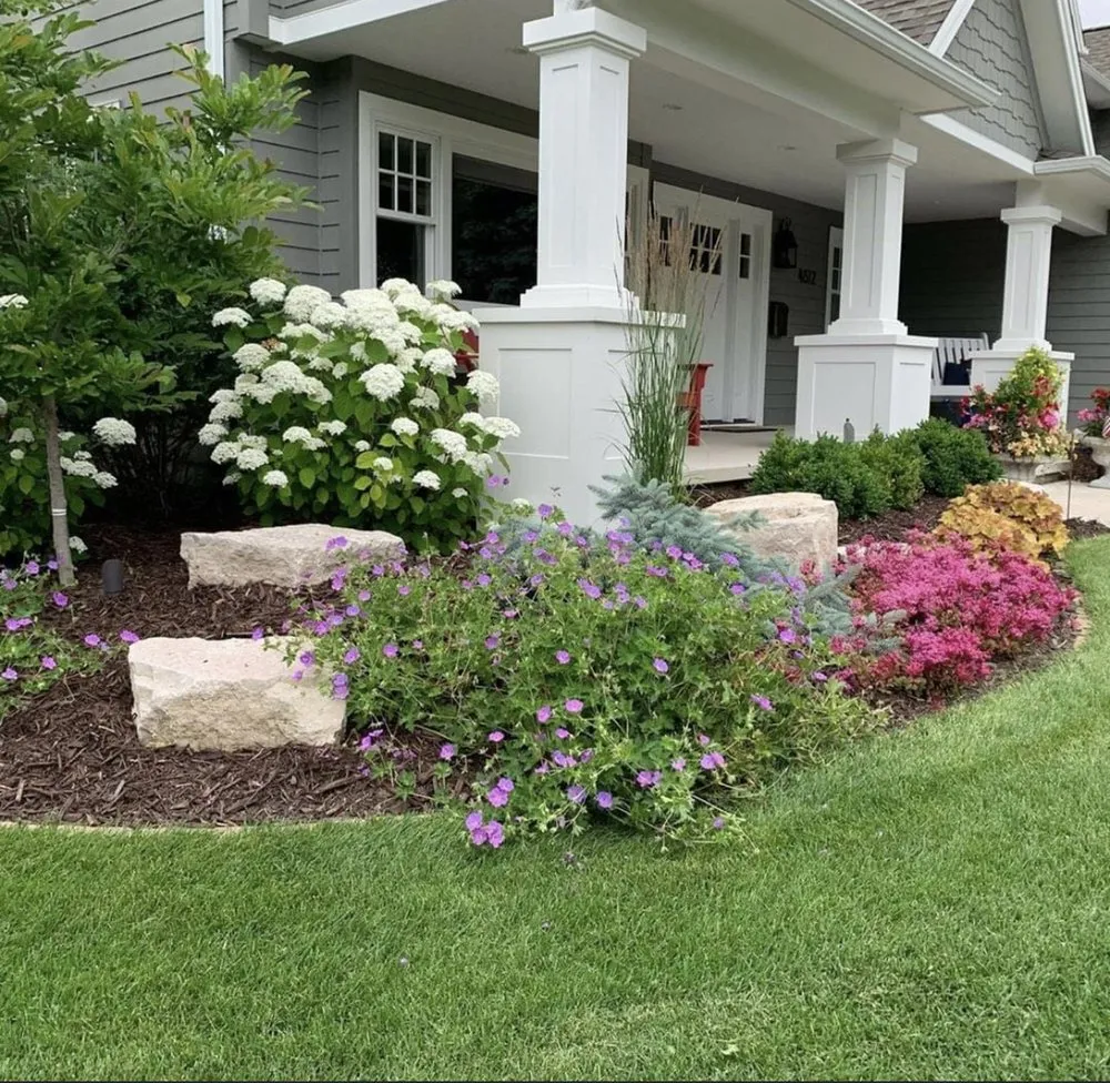 Reliable lawn care service with custom design in Niles, IL by Sal's Landscaping