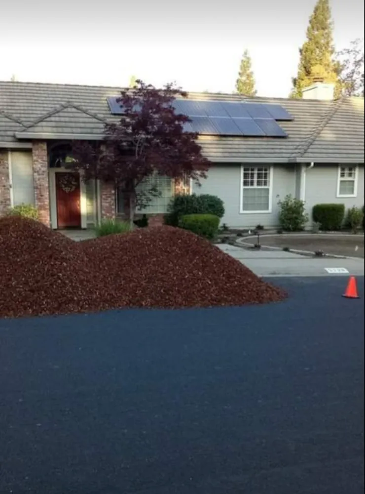 Custom landscape design for beautiful yards in Rancho Cordova, CA by Sal's Lawn Service