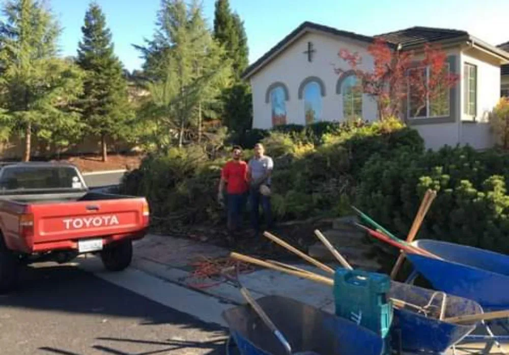 Custom outdoor landscaping experts serving Rancho Cordova, CA - Sal's Lawn Service