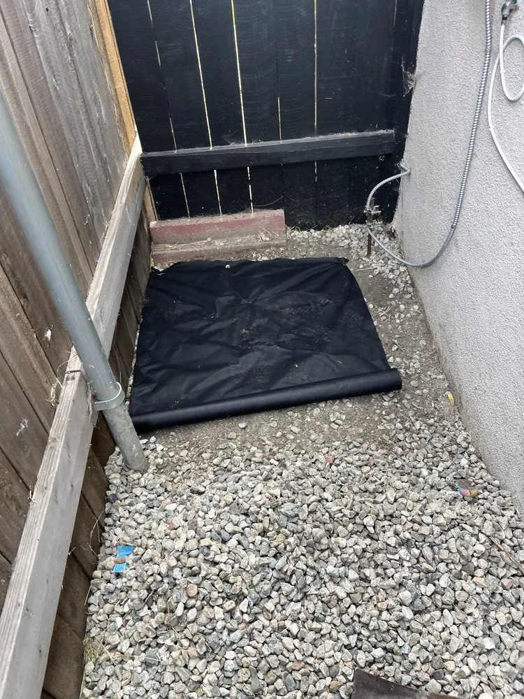 Professional lawn mowing service in Lawndale, CA - Sals quality gardens