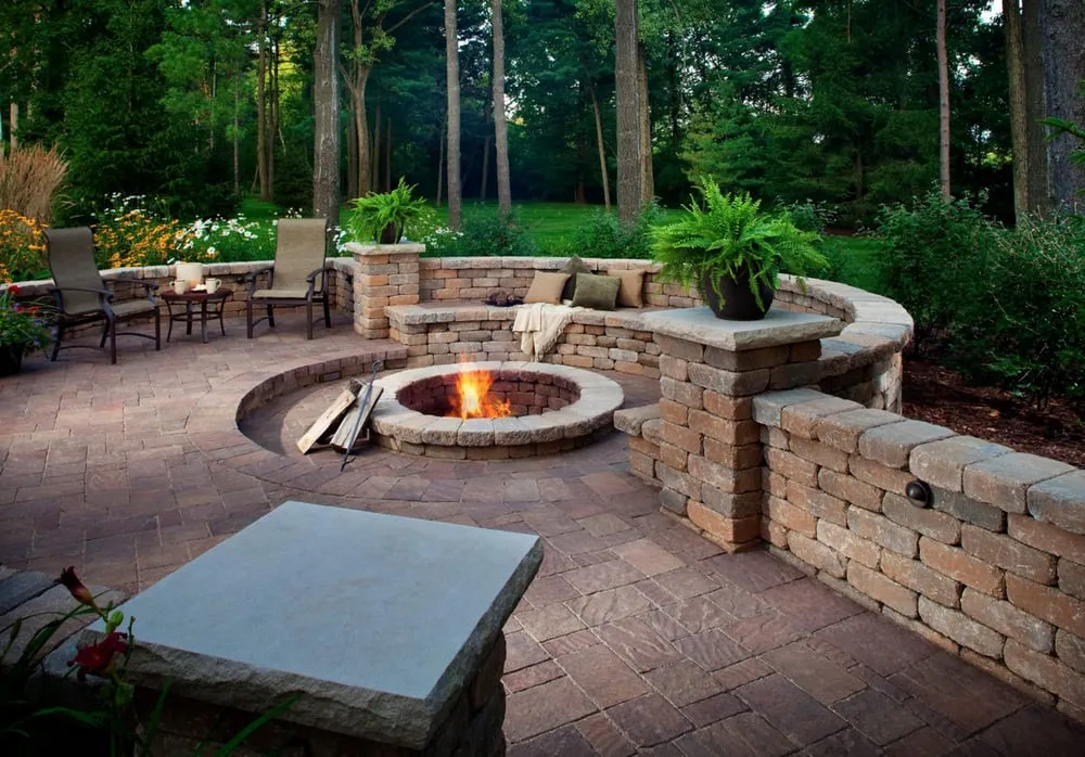 Reliable lawn mowing service experts serving Carmel, IN - Salsbery Brothers Landscaping