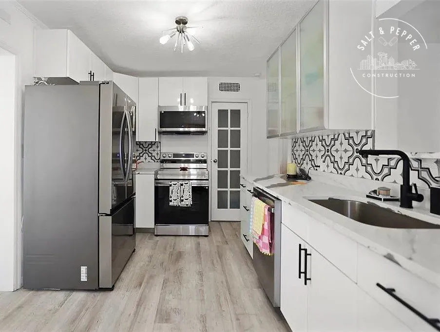 Trusted yard cleanup service for year-round maintenance in Sarasota, FL by Salt & Pepper Construction