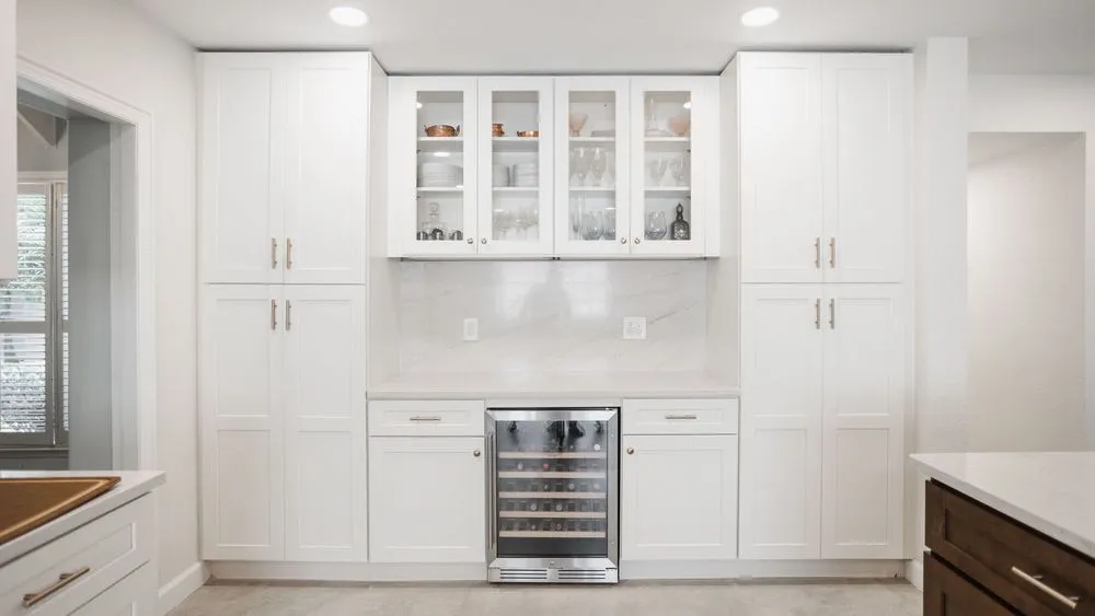 Trusted yard cleanup service for residential properties in Sarasota, FL by Salt & Pepper Construction