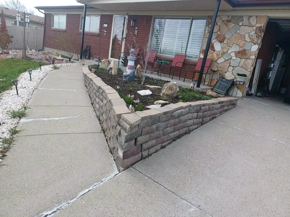 Custom residential landscaping in Salt Lake City, UT by Salt Lake City Cheap Yard Work