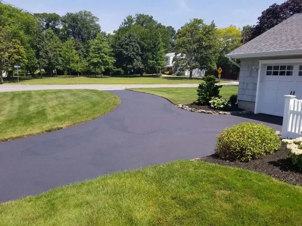 Affordable landscaping services experts serving Islip Terrace, NY - Salt Marsh Property Maintenance