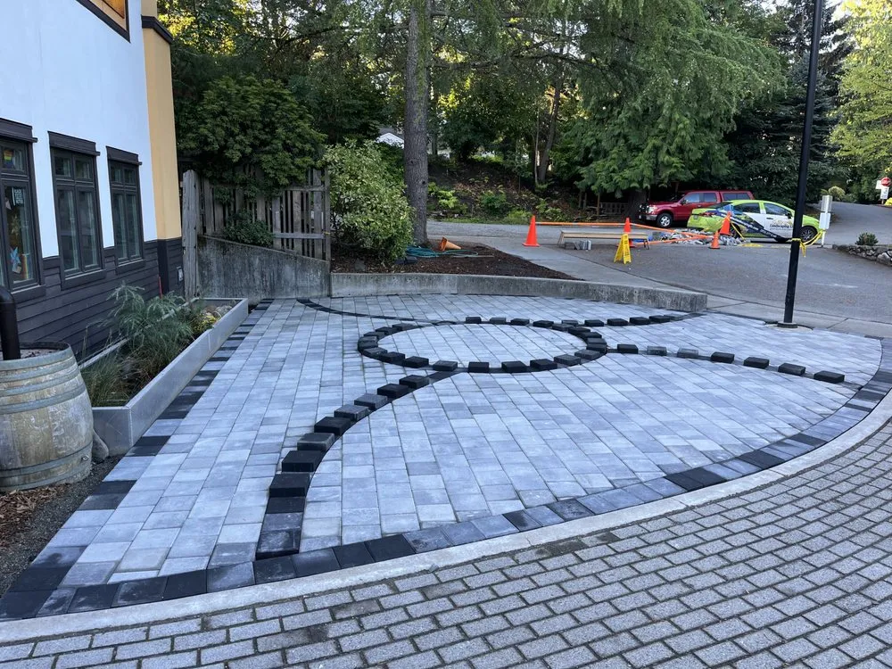 Affordable landscaping services experts serving Newcastle, WA - Saltos Landscaping