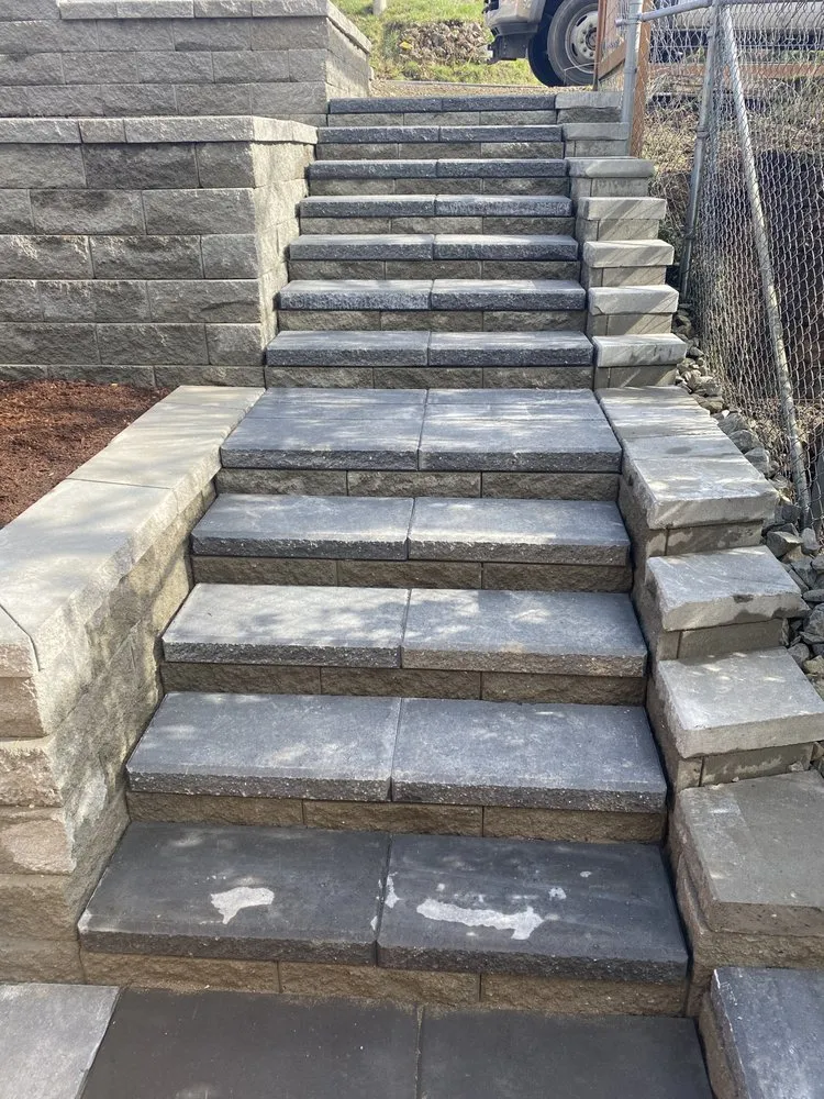 Affordable yard cleanup service for beautiful yards in Newcastle, WA by Saltos Landscaping