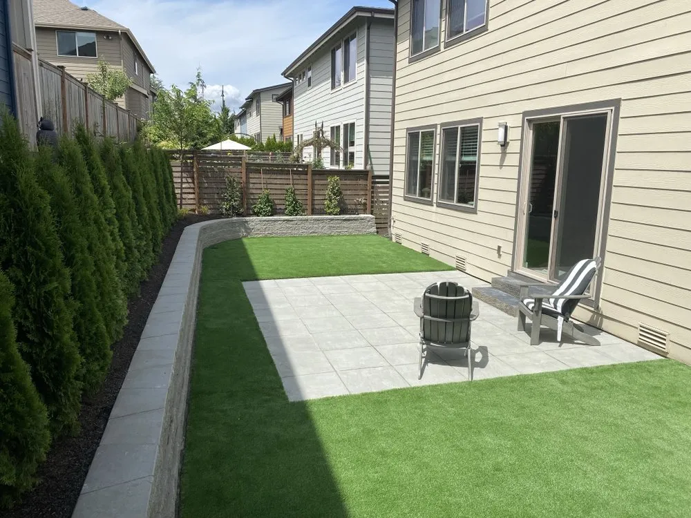 Reliable lawn care service in Newcastle, WA - Saltos Landscaping