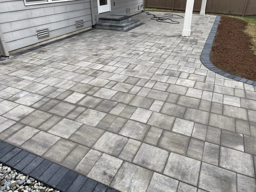 Reliable landscape installation in Newcastle, WA by Saltos Landscaping