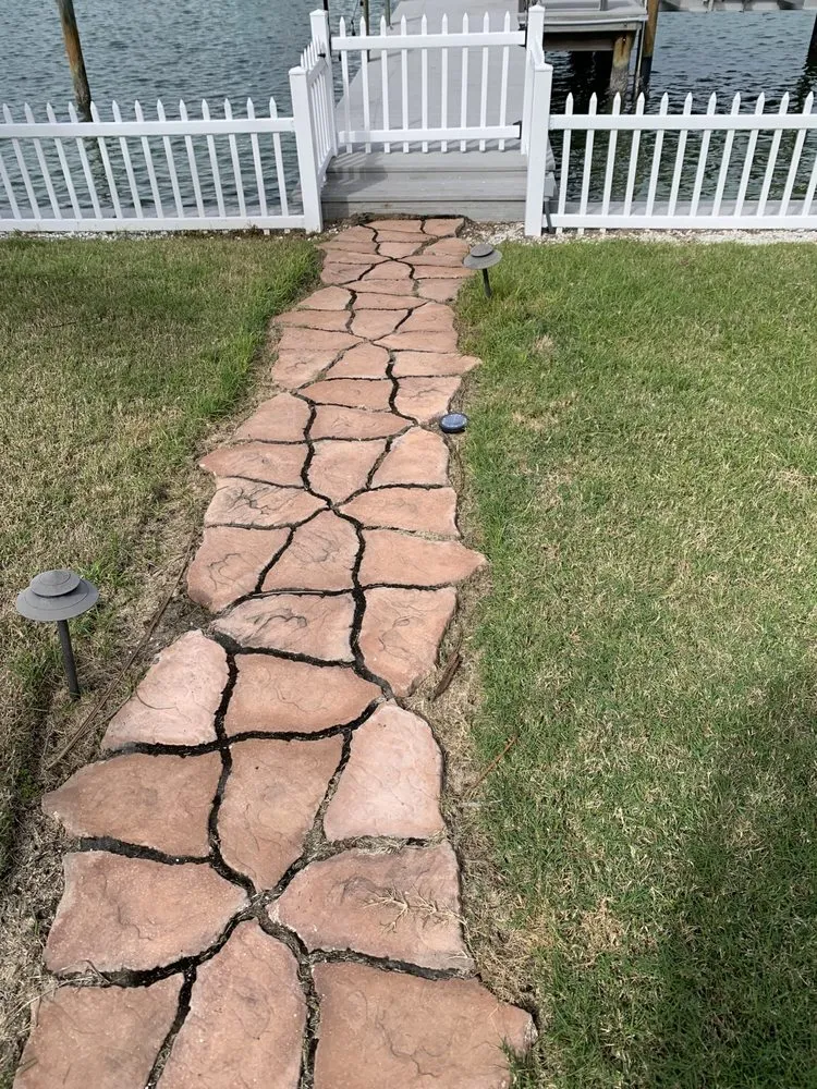 Local garden landscaping in Pinellas Park, FL - Salty Bums Property Maintenance