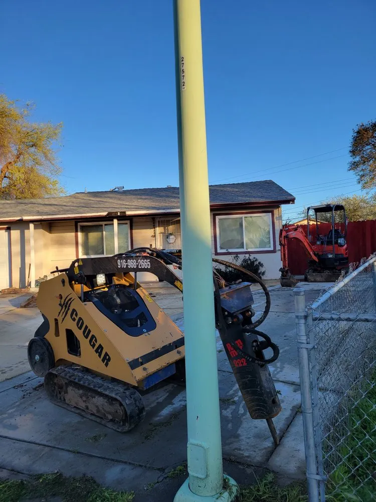 Local landscaping services in Citrus Heights, CA - Salvador tractor services