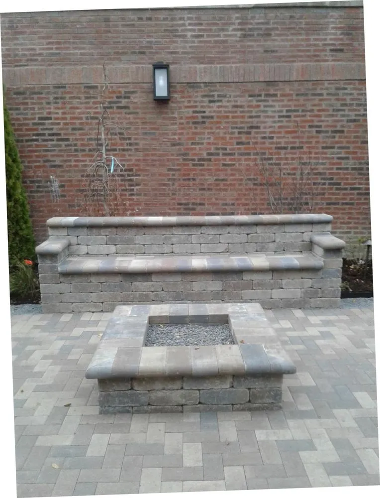 Affordable landscaping services experts serving Chicago, IL - Salvador's Landscaping