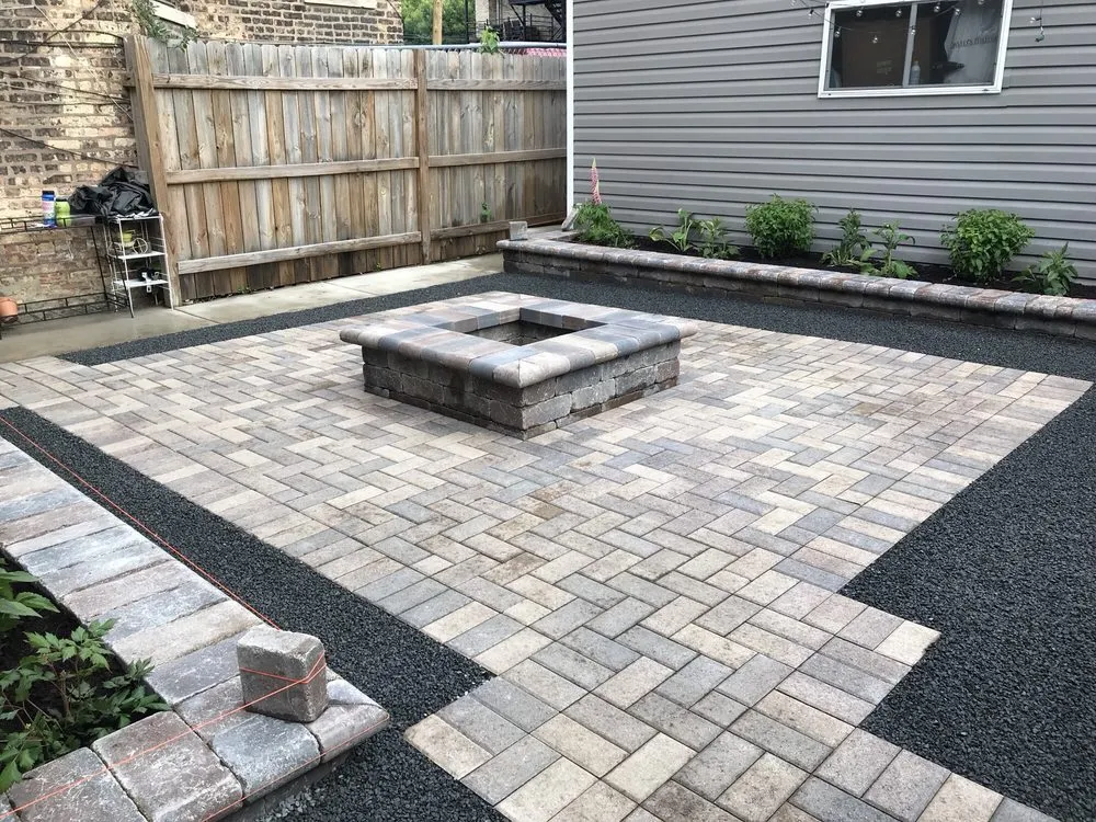 Trusted garden landscaping in Chicago, IL by Salvador's Landscaping