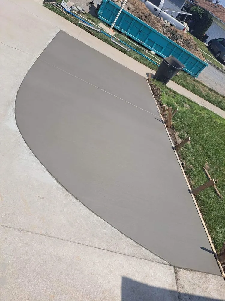 Professional outdoor landscaping experts serving Whittier, CA - Salvador's Lawn service and concrete