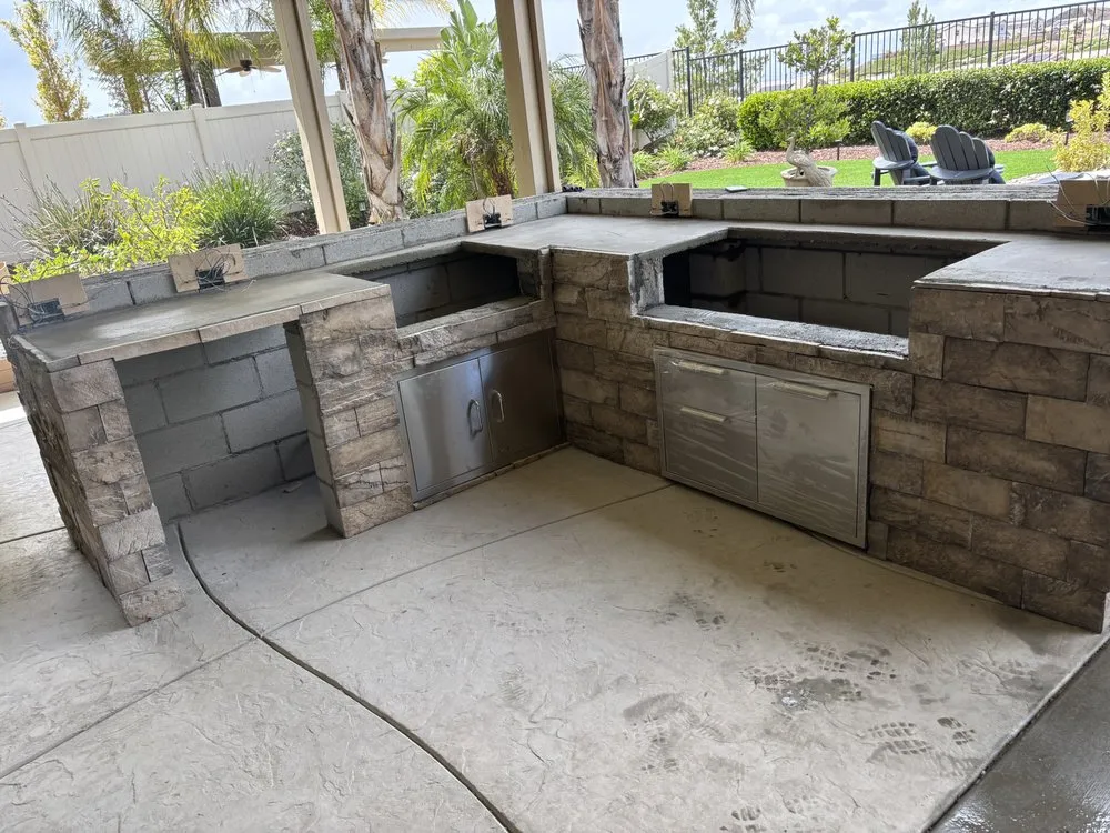 Custom landscaping services in Whittier, CA - Salvador's Lawn service and concrete