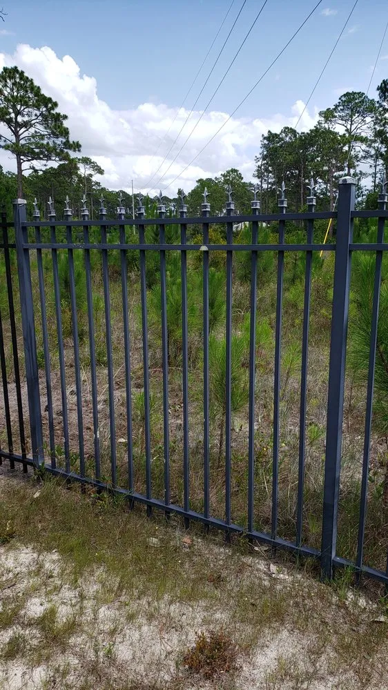 Local garden landscaping for homes in Panama City Beach, FL by Sam G&T