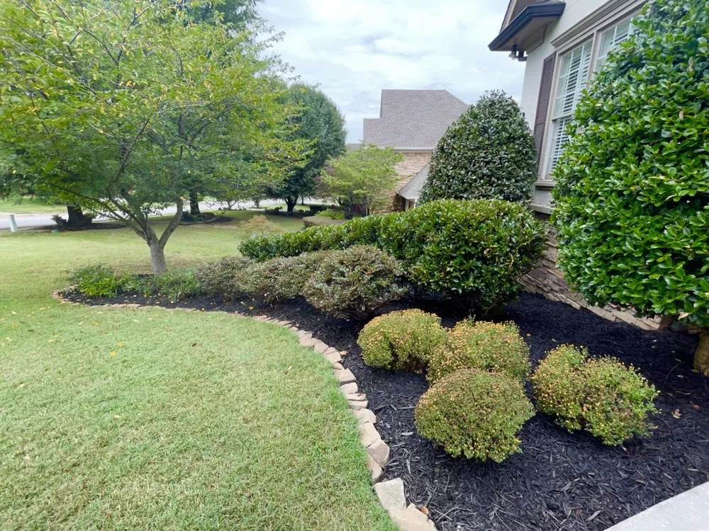 Trusted garden landscaping for year-round maintenance in Red Bank, TN by Sam I Am Outdoor Services