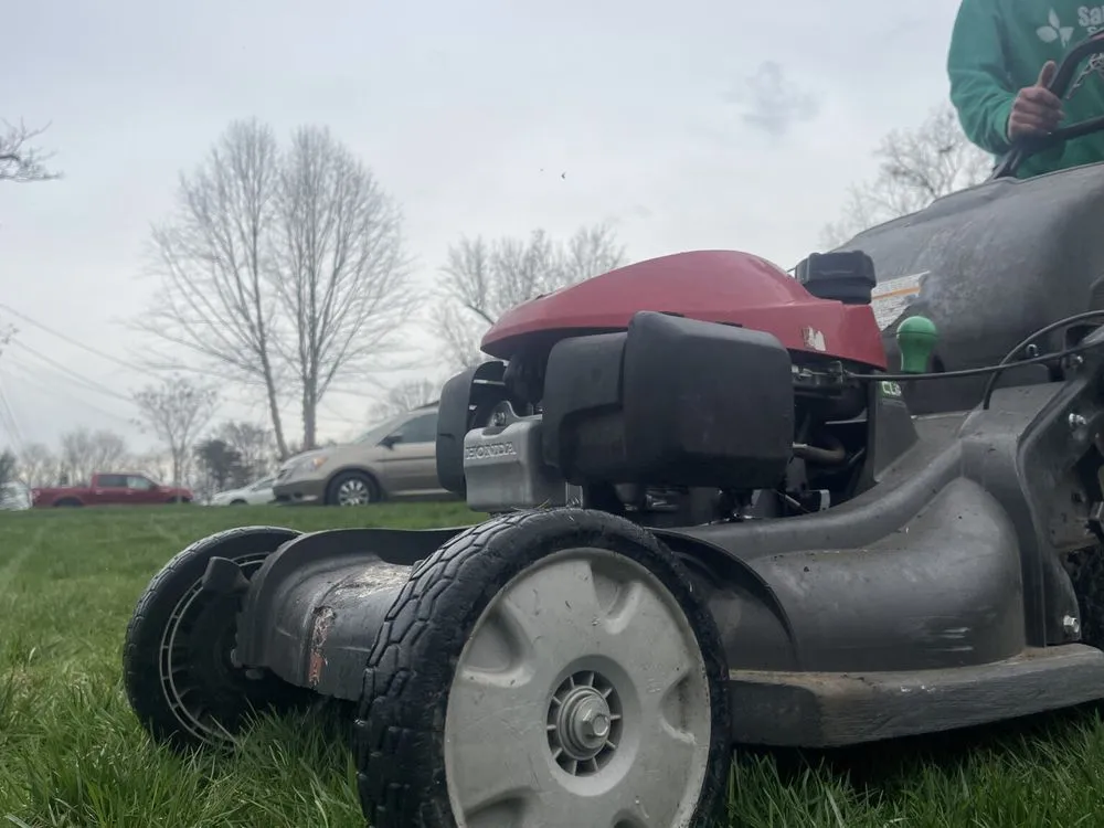 Trusted yard maintenance in Red Bank, TN - Sam I Am Outdoor Services