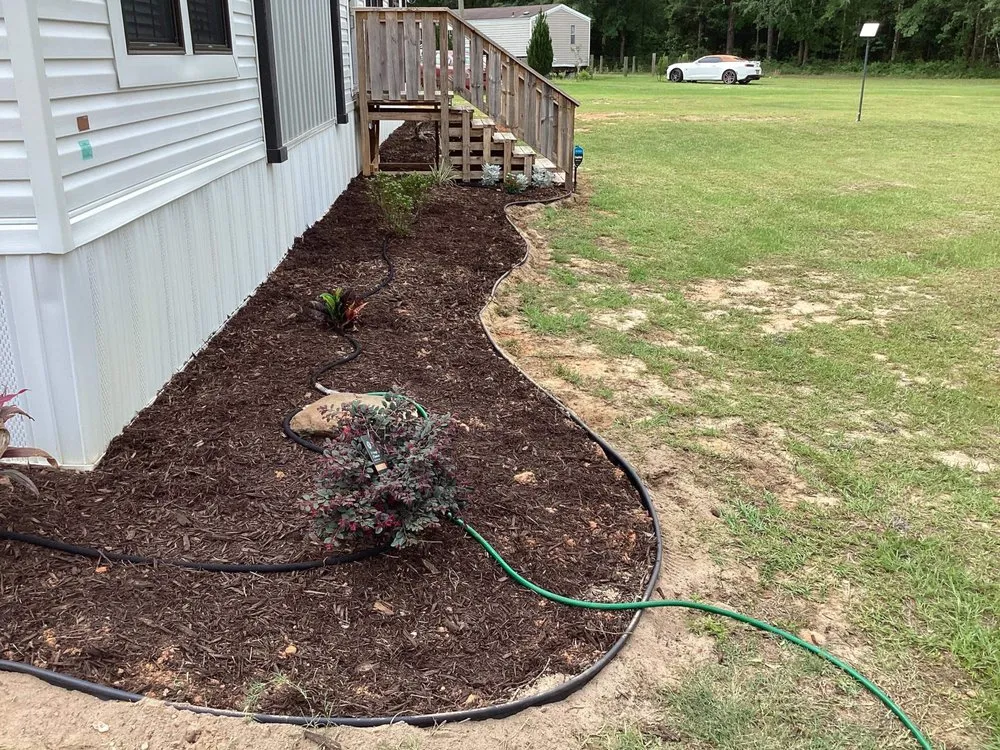 Affordable garden landscaping in Crestview, FL - Sam Lawncare