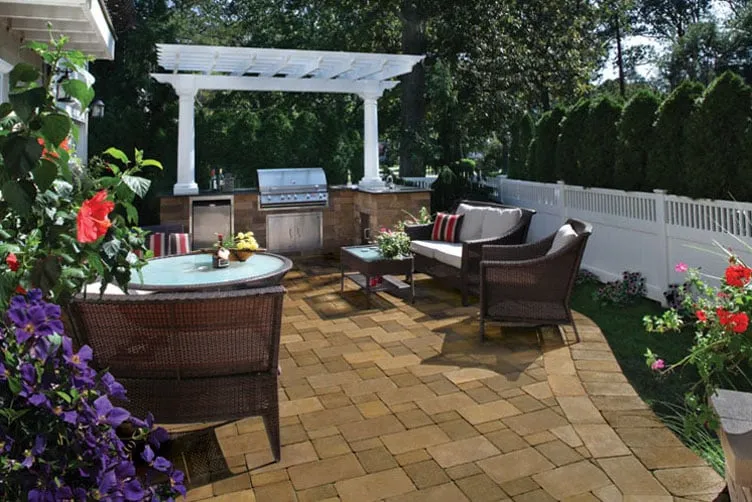 Trusted garden landscaping experts serving Middleboro, MA - Sam White & Sons Inc