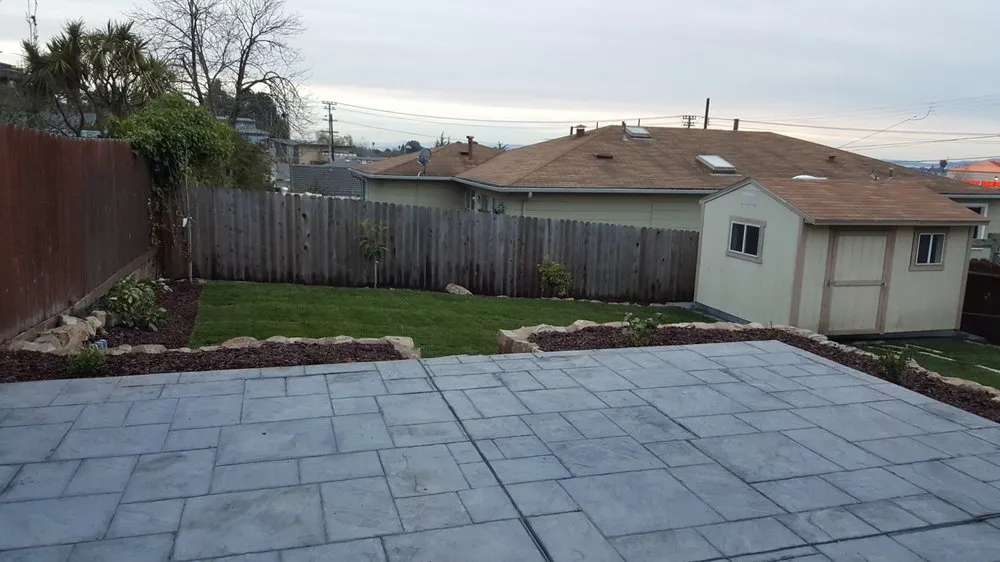 Top-rated yard cleanup service for year-round maintenance across Richmond, CA - Samayoa Landscaping Berkeley