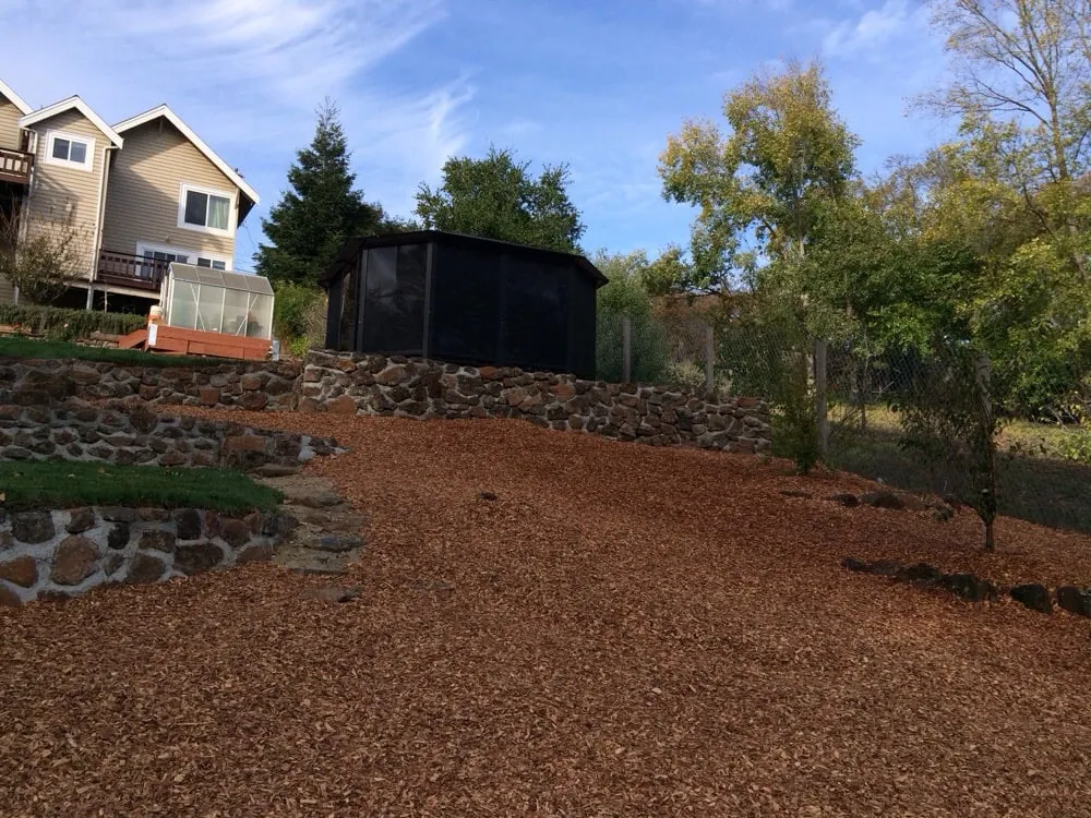 Local yard maintenance for residential properties in Richmond, CA by Samayoa Landscaping Berkeley