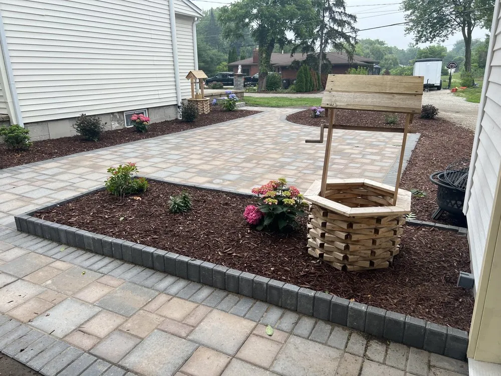 Local landscape design experts serving Taylor, MI - Samayoa Landscaping