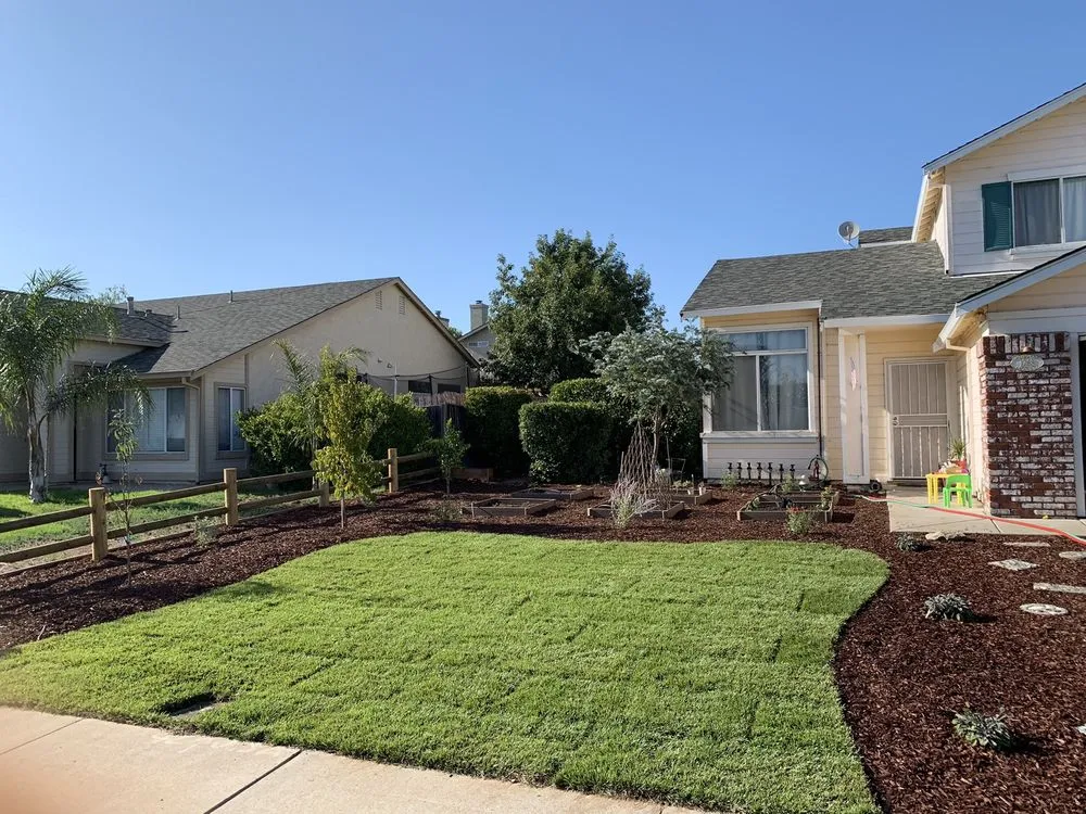 Custom landscape design for homes in Oakley, CA by Samber Landscape And Tree Care