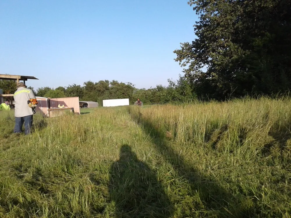Top-rated landscaping services experts serving Haltom, TX - Sambrano's Lawn Service