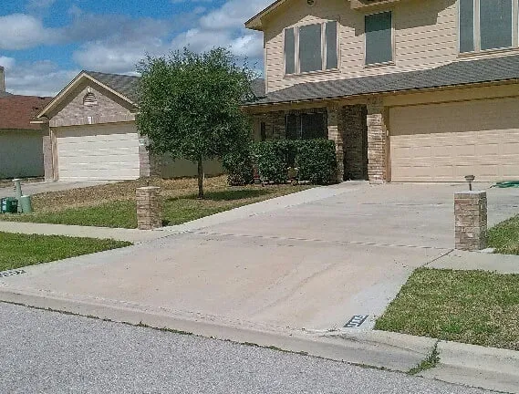 Professional yard cleanup service experts serving Harker Heights, TX - Same Day Mowing Service