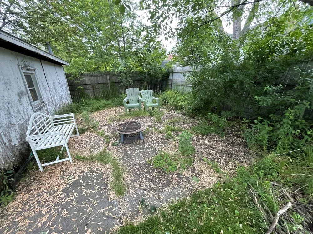 Custom lawn care service for year-round maintenance in Tonawanda, NY by Sami’s Power Washing & Lawn Service