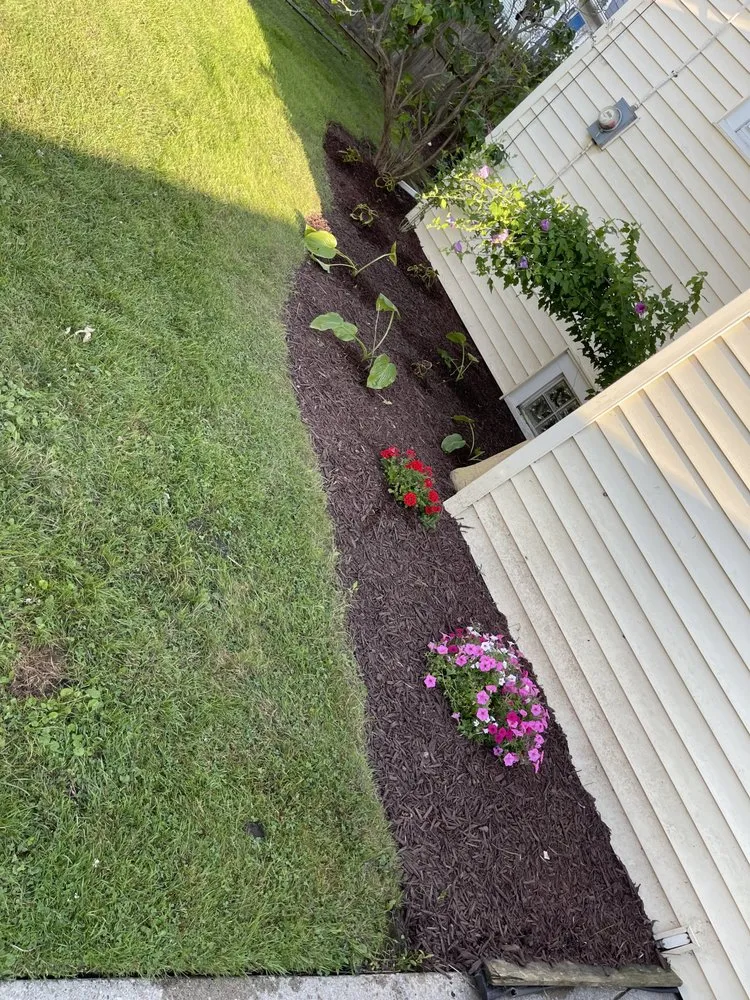 Trusted garden landscaping in Tonawanda, NY - Sami’s Power Washing & Lawn Service