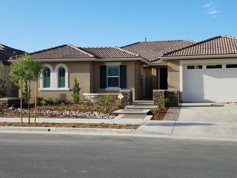 Local lawn mowing service near you in Temecula, CA by Sammy Outdoor Design