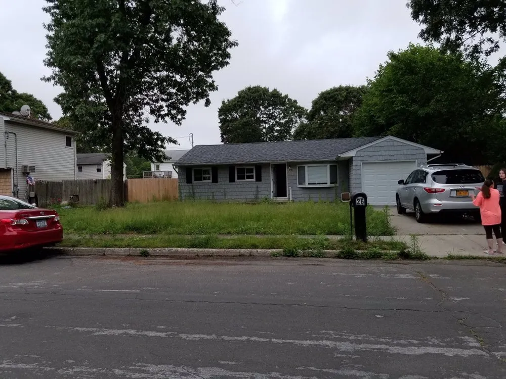 Expert lawn mowing service near you across Selden, NY - Sampson's Landscaping