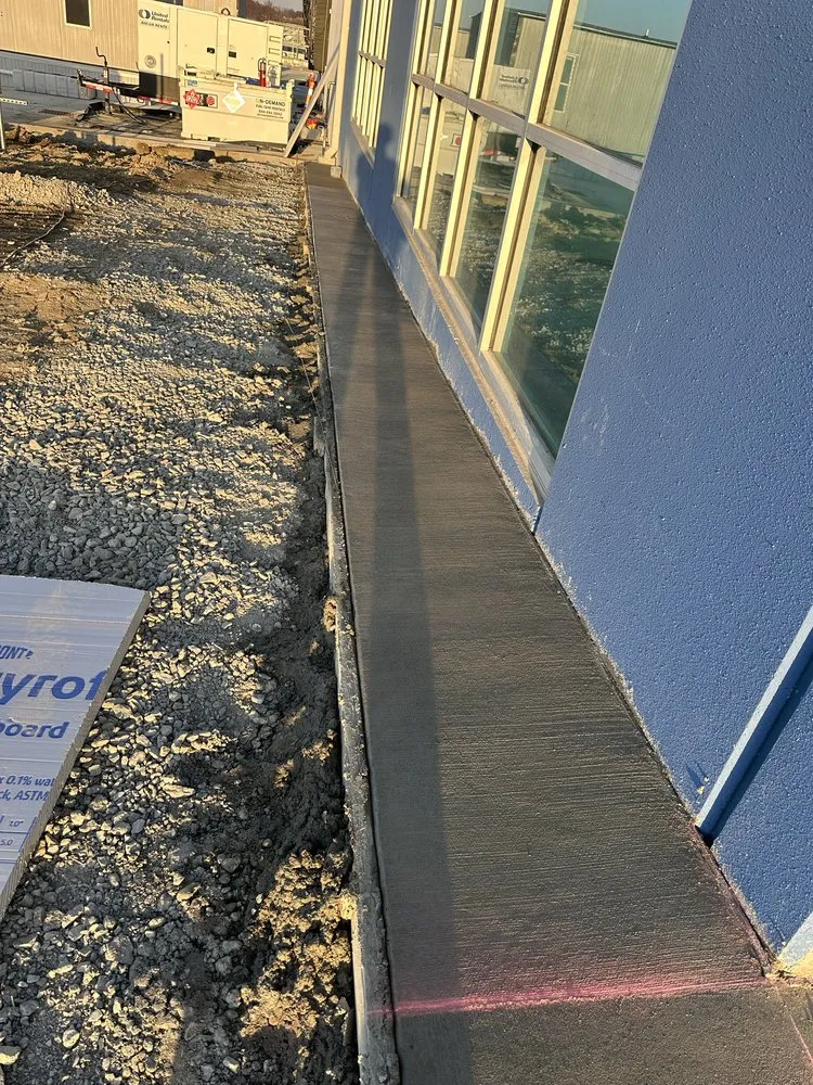 Affordable lawn mowing service in Cincinnati, OH - Sam’s Construction