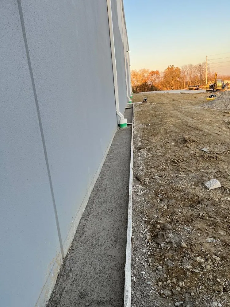 Expert garden landscaping experts serving Cincinnati, OH - Sam’s Construction