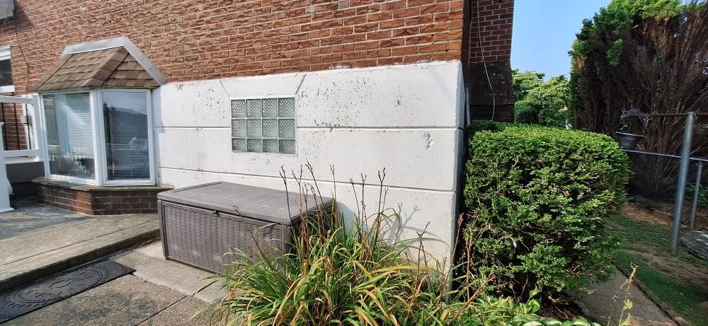 Professional yard cleanup service for homes in Glenside, PA by Sams Handyman & Lawn Services