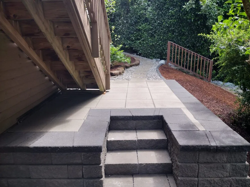 Expert landscape installation experts serving Mount Vernon, WA - Sam’s Landscaping Service
